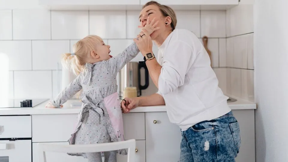 Joke Your Mom” Puns That’ll Make You LOL