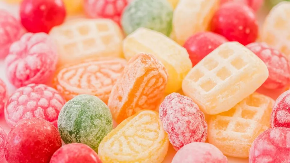 Short & Cheesy Laffy Taffy Jokes for Quick Laughs